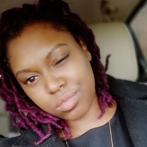 Meet your Posher, Anissa